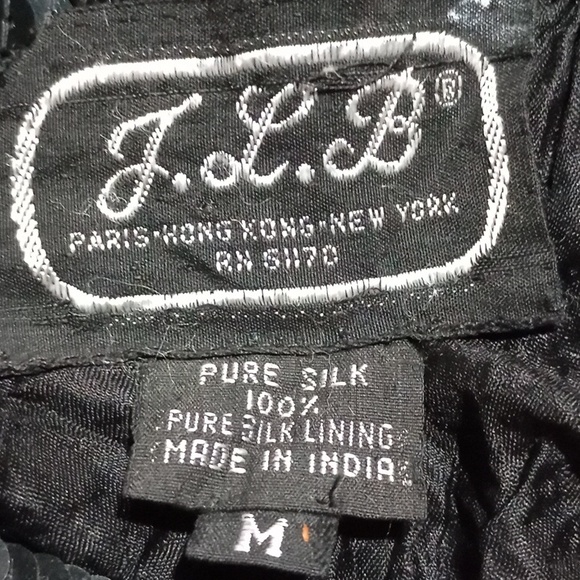 JLB Paris SILK Blouse, Silver Sequin/Beaded leaf pattern, Short Sleeves, M or 10 - Picture 2 of 8